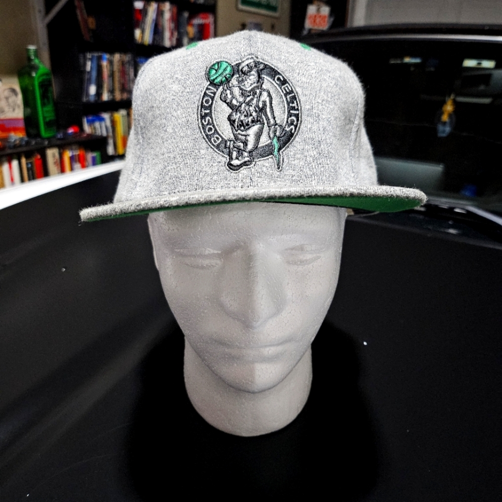 Boston Bruins Snapback Cap